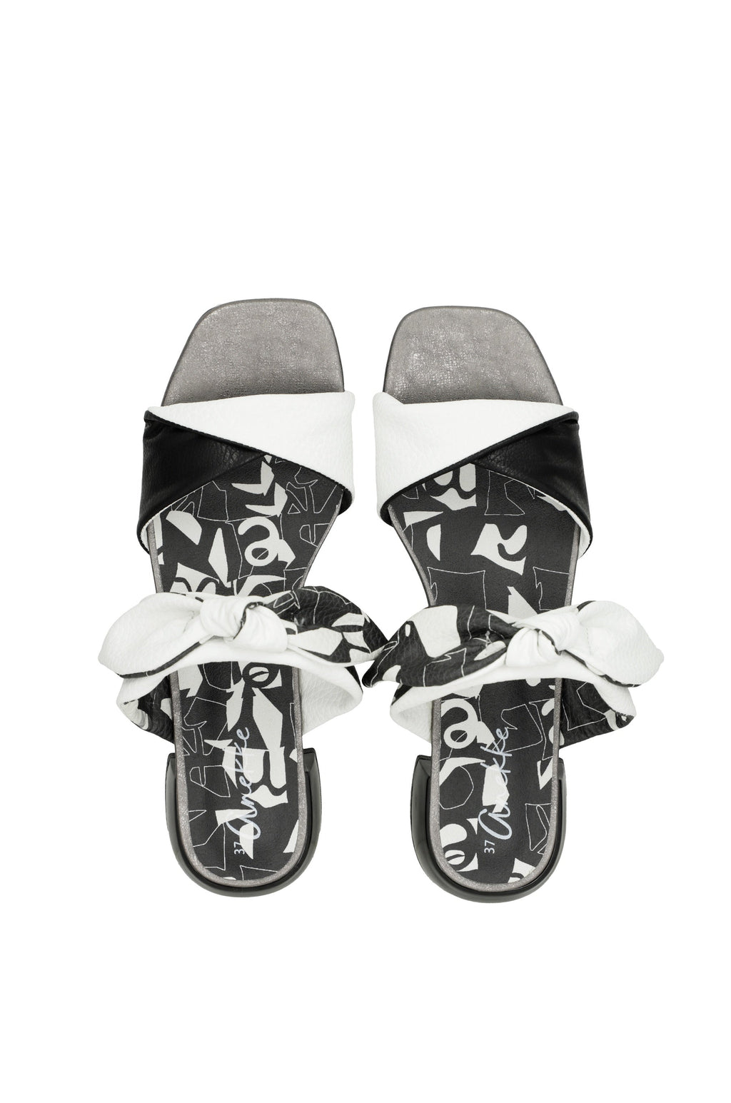 Anekke - Jaen 423 Black&White