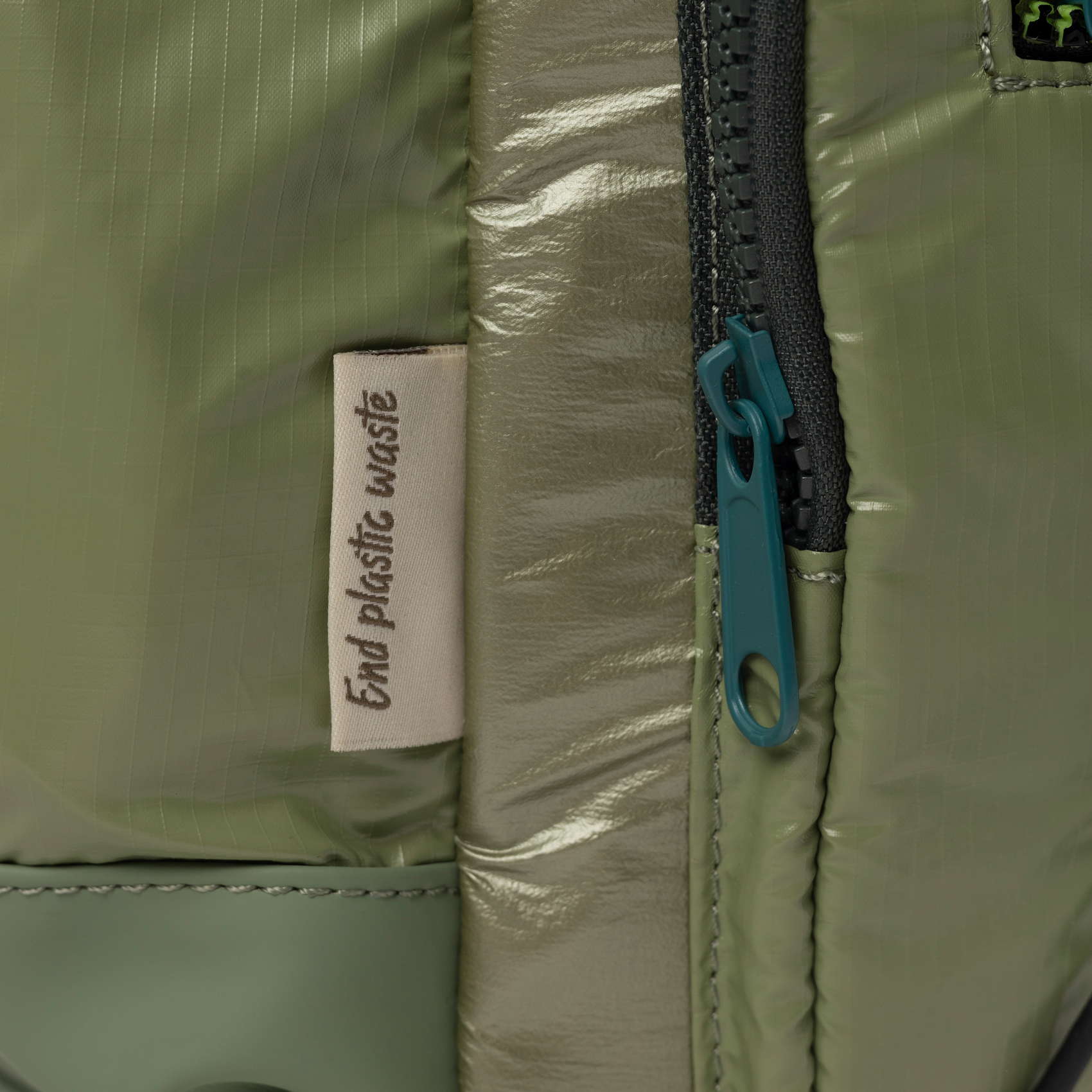 Munich Deep Recycled Backpack Khaki 7113588