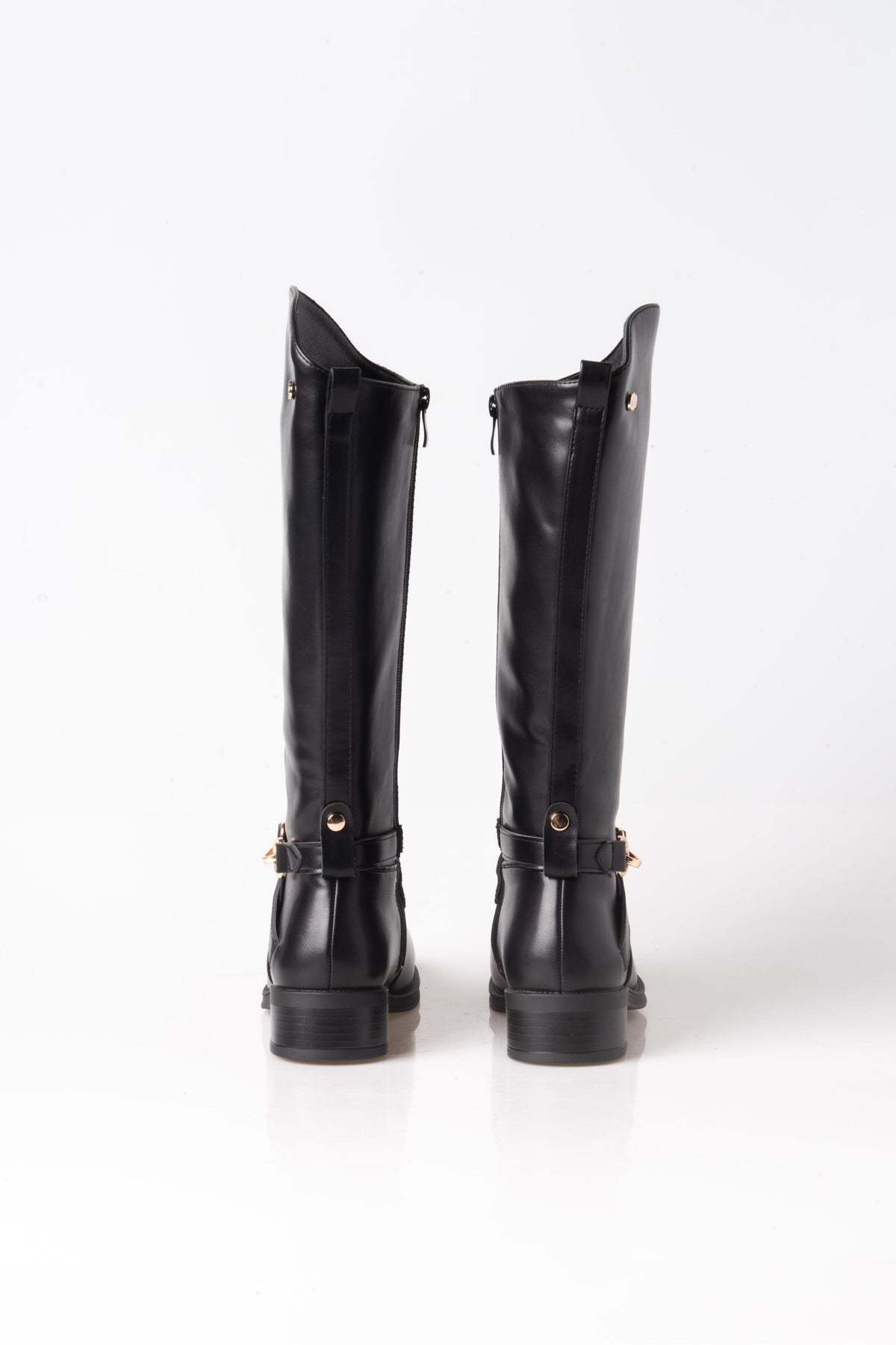 BOTA ALTA NEGRA DE MUJER ESTILO ECUESTRE CON HEBILLA | 2720 PU Negro