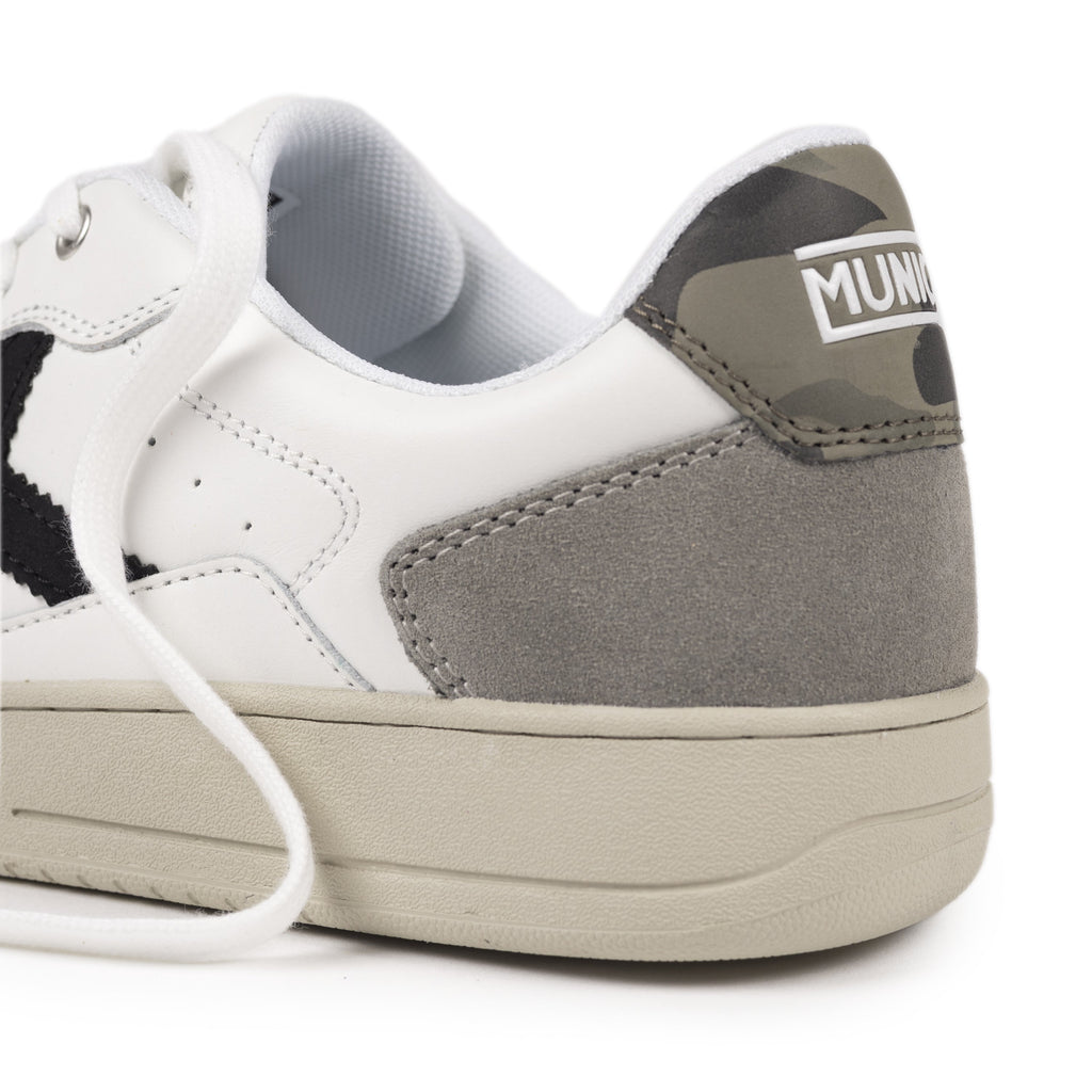 Munich Legit Man 8908116