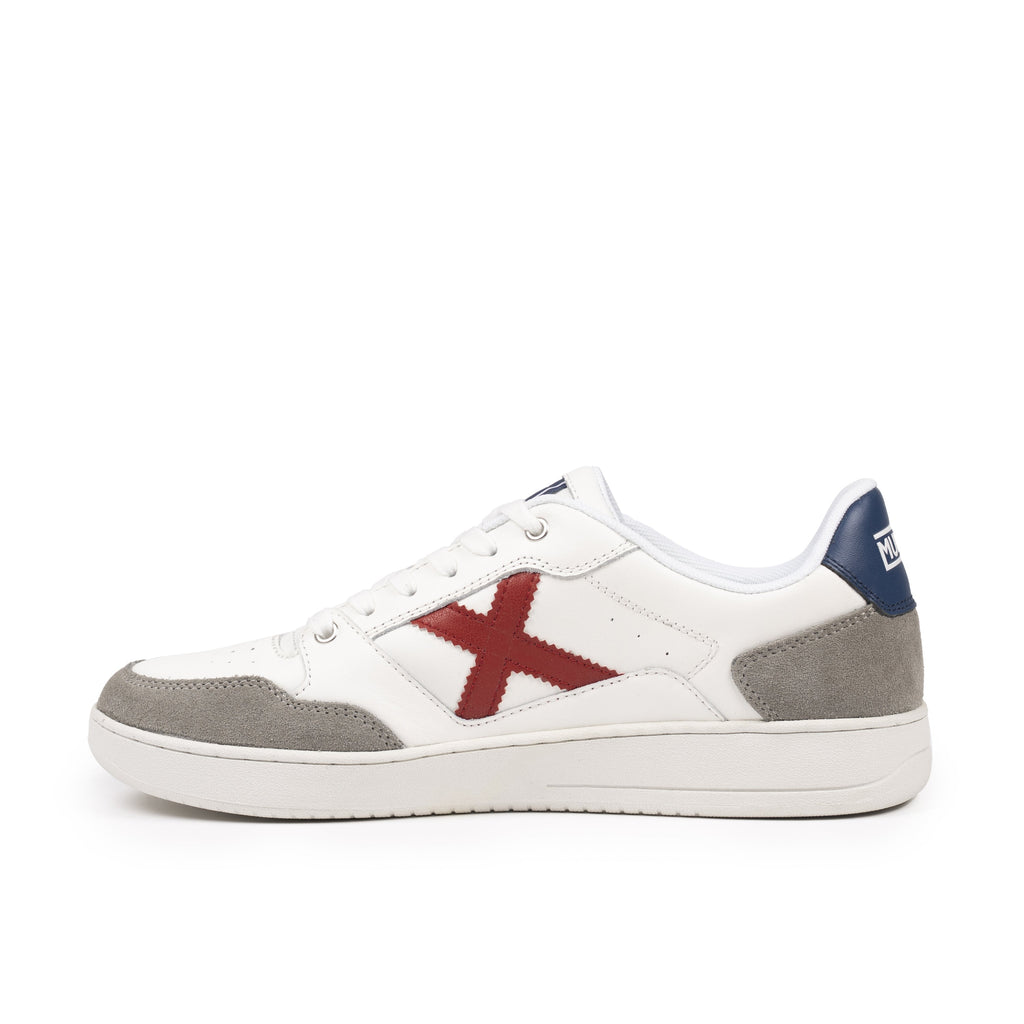 Munich Legit Man 8908117