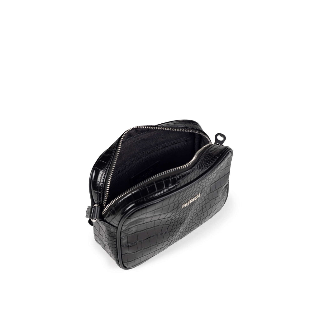 Munich 7113420 Block Croco Fw25 Crossbody Camera Black